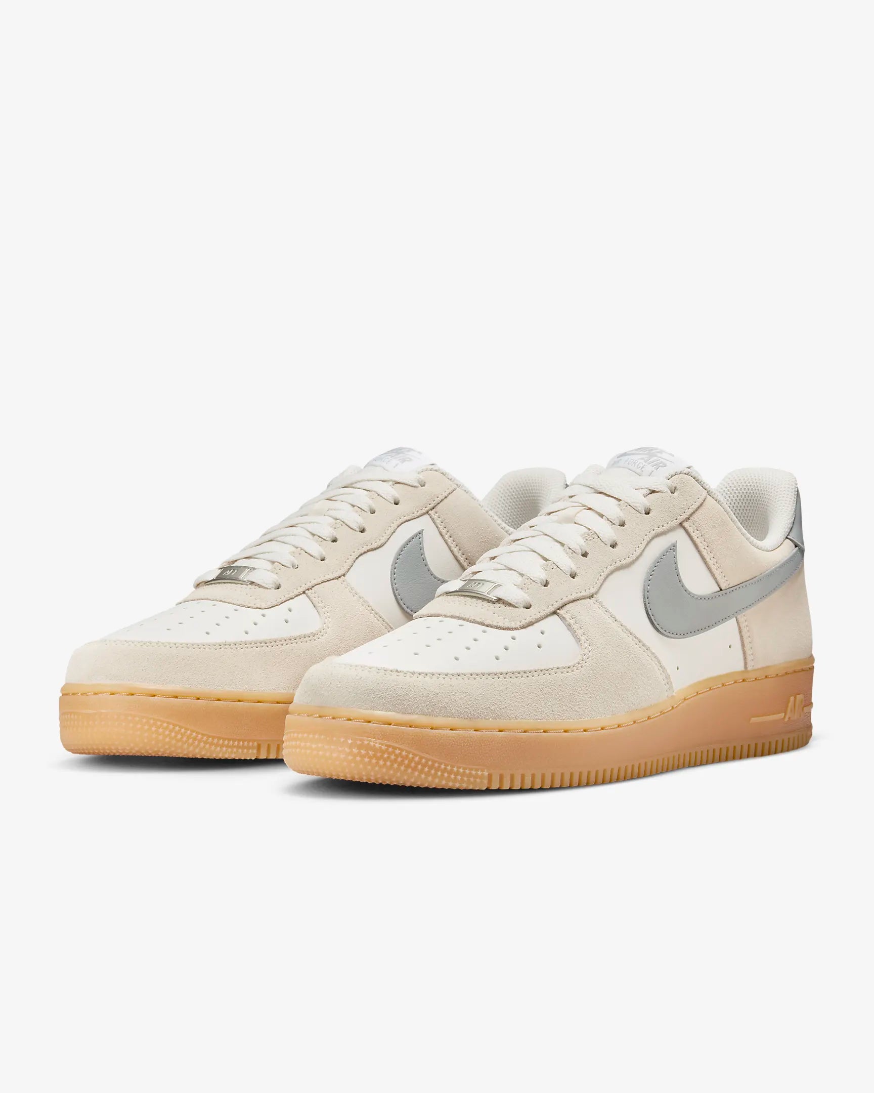 Nike Air Force 1 '07 LV8